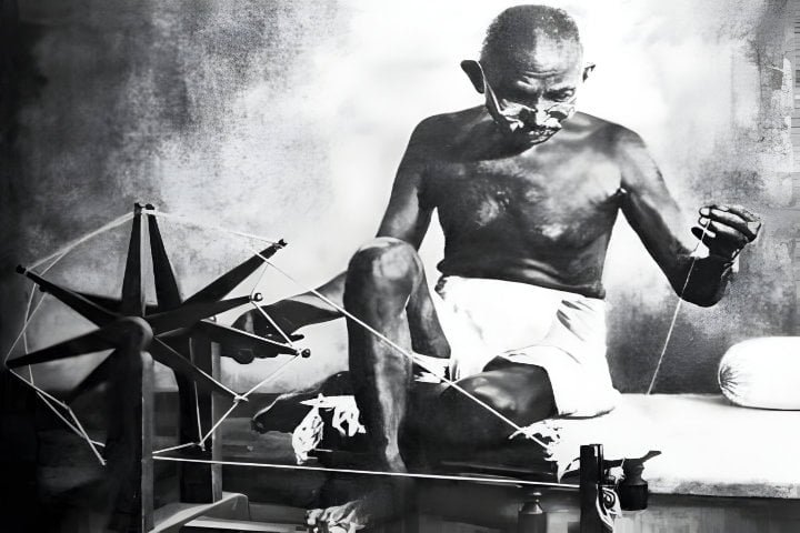 Mahatama Gandhi spinning charkha wheel at Yerwada Jail