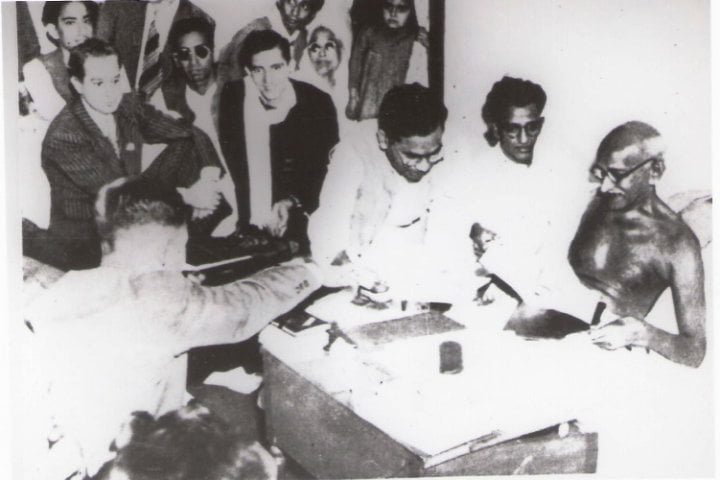 Ram Manohar Lohia with Mahatma Gandhi